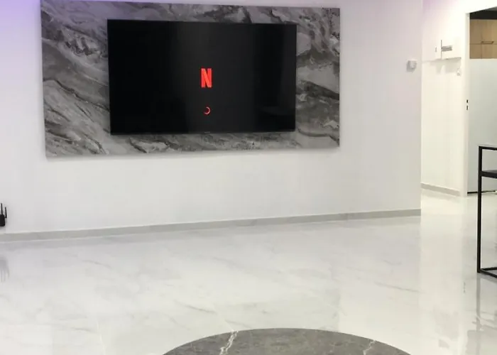 Standing Apartament